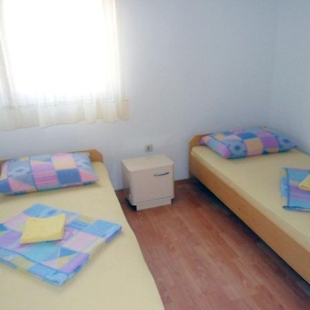 Apartments Mislav Novaglia Esterno foto